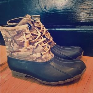 Sperry Top-Sider Women's Camo Rain Boot Size 7.5.